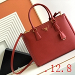 スーパーコピーブラダバッグ